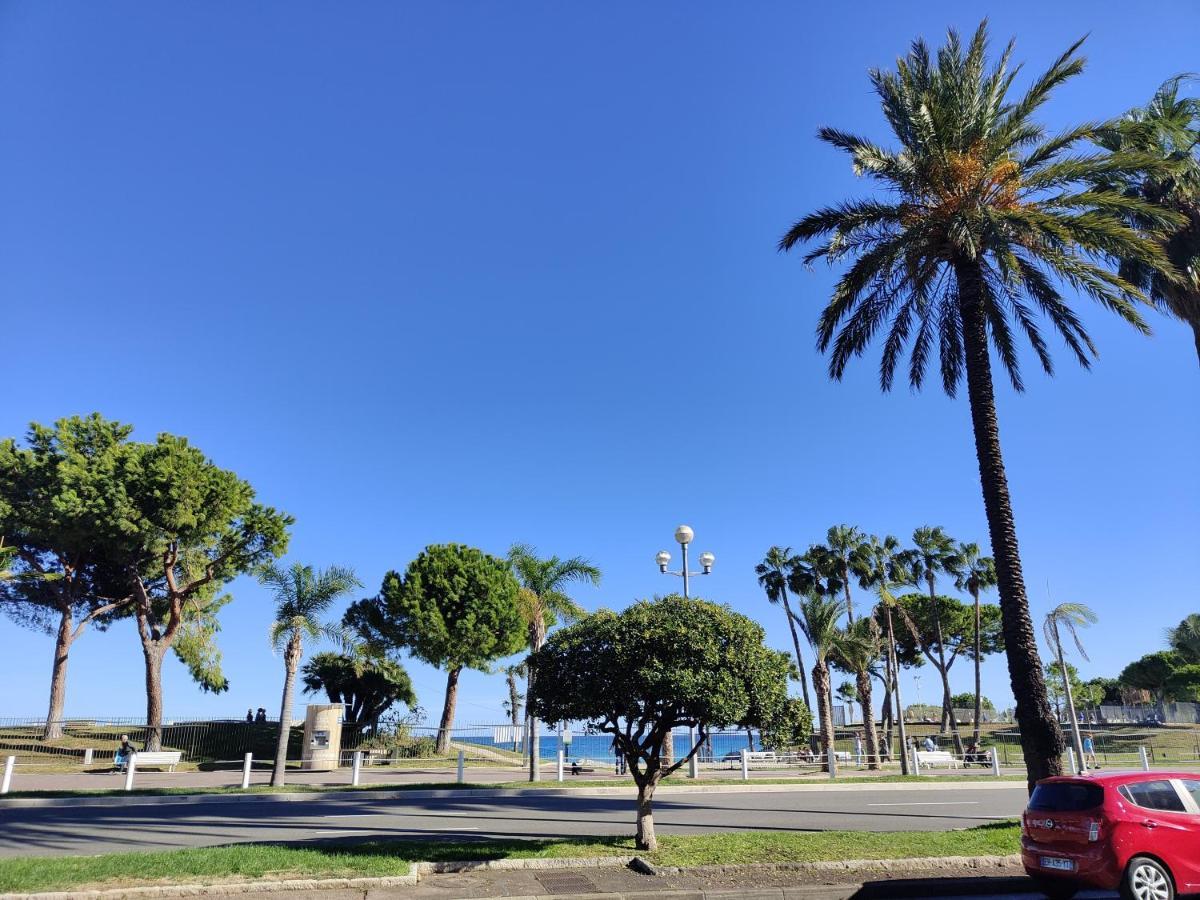 2 Bdrs Promenade Des - Ac Appartement *